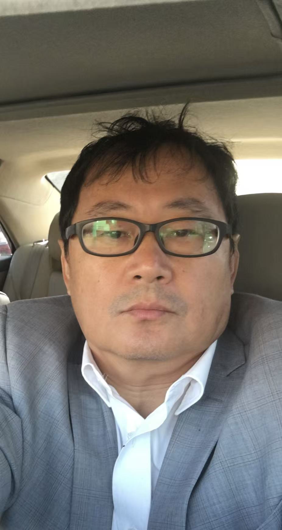Portrait of Greg CHEN